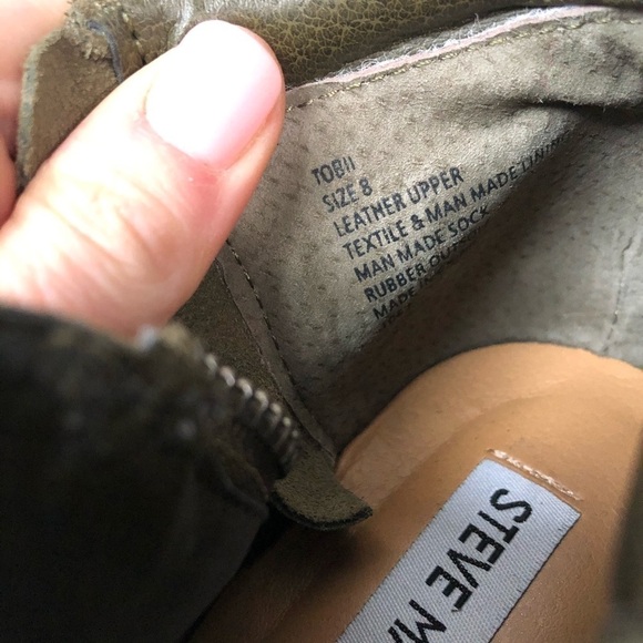 STEVE MADDEN • Tobii Suede Ankle Zip Booties - Picture 7 of 7